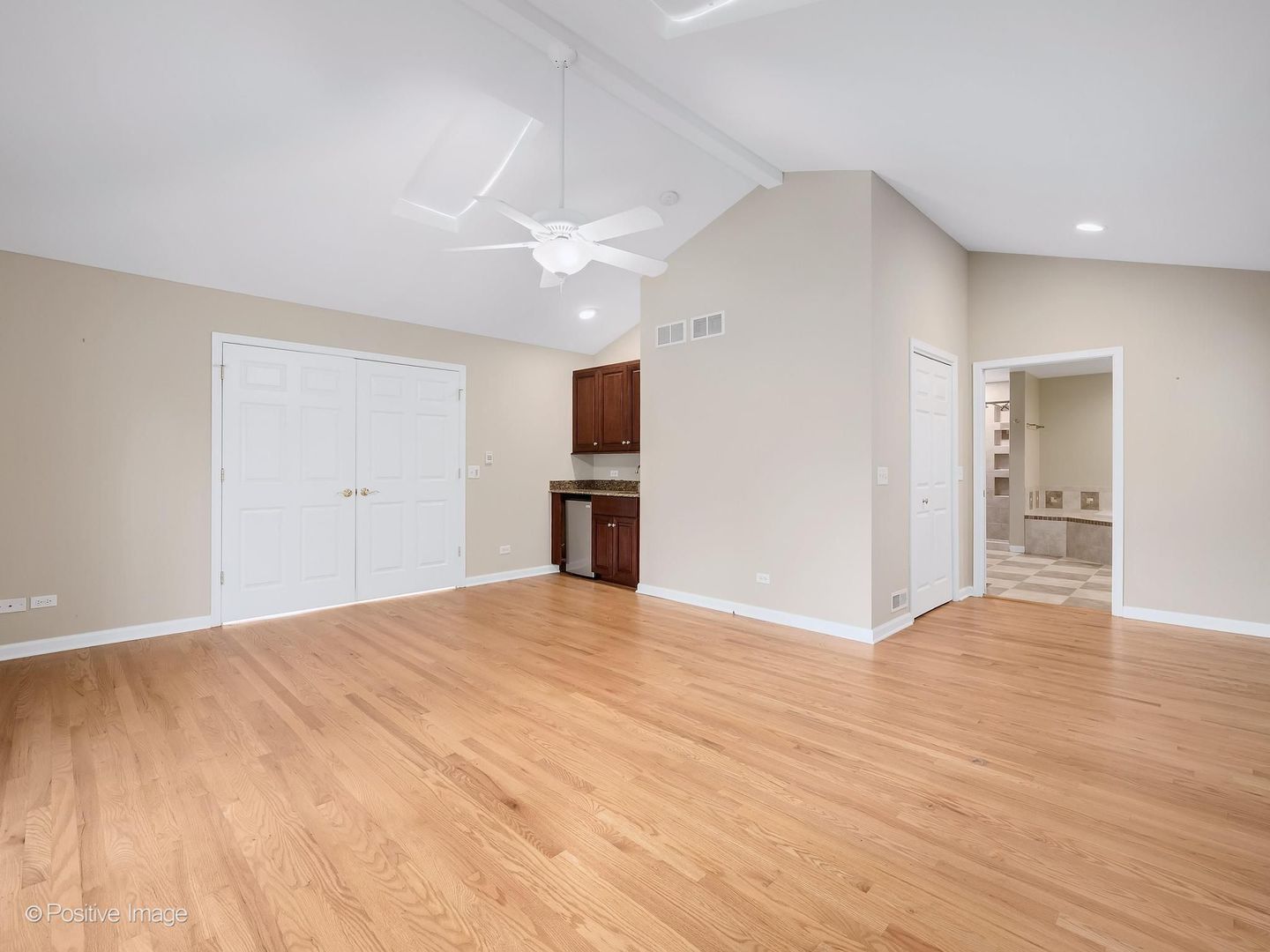 2S560 Seneca Drive Wheaton IL 60189