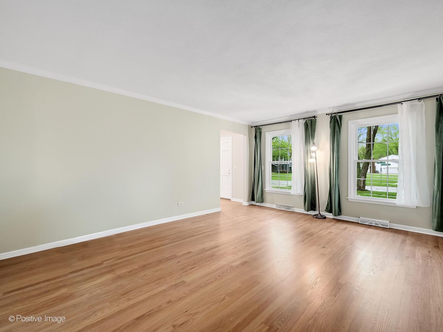 2S560 Seneca Drive Wheaton IL 60189