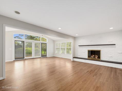 2S560 Seneca Drive Wheaton IL 60189