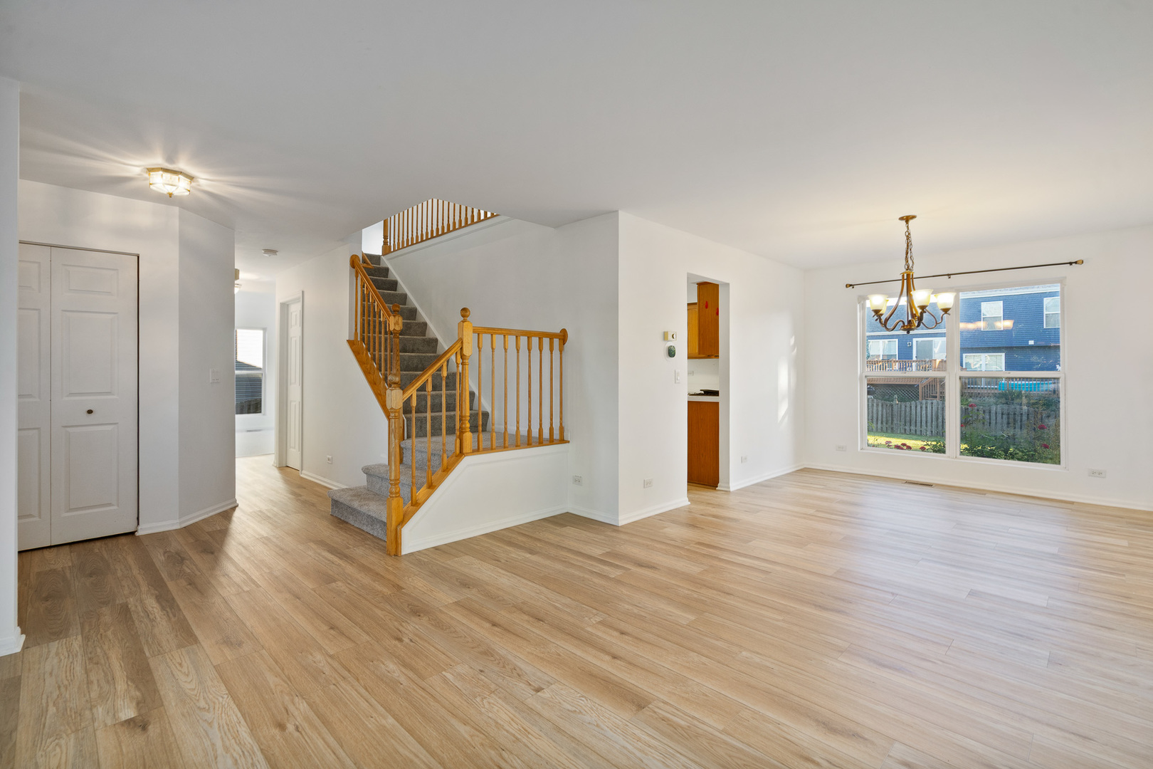 577 Greystone Lane Bolingbrook IL 60440