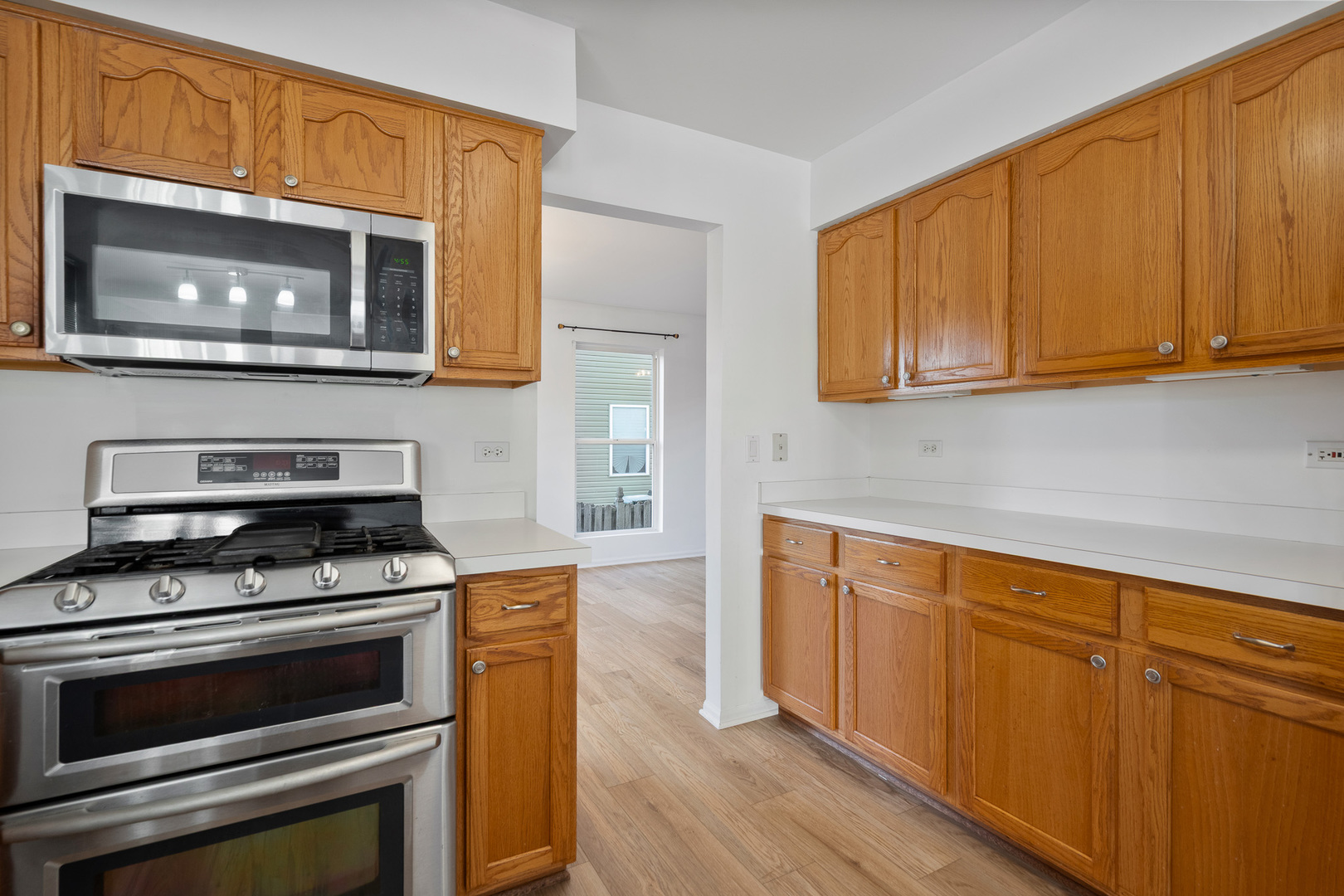 577 Greystone Lane Bolingbrook IL 60440