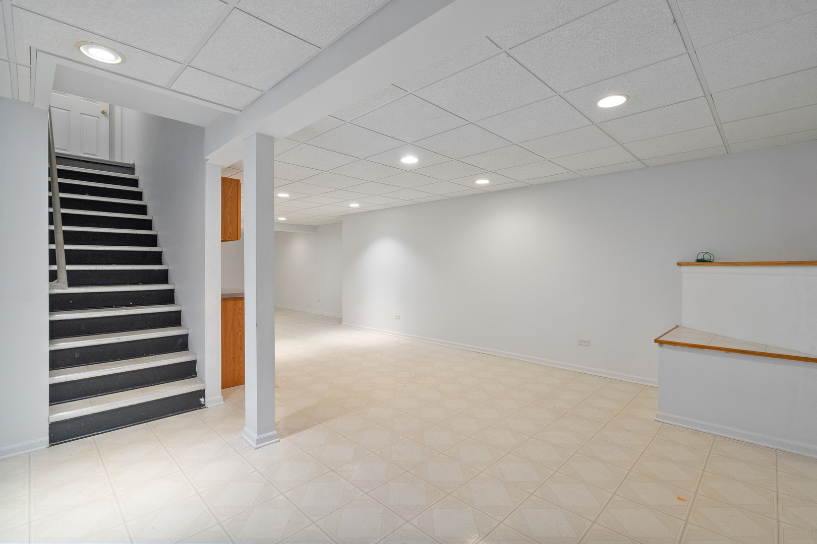 577 Greystone Lane Bolingbrook IL 60440