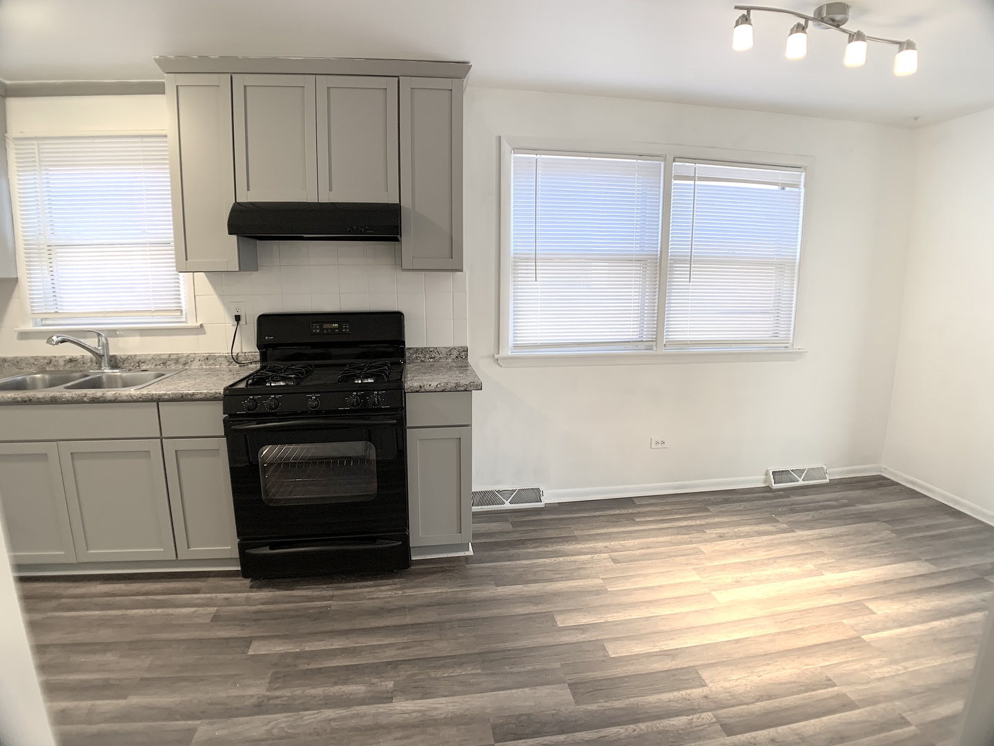 3451 West 38th Street Chicago IL 60632