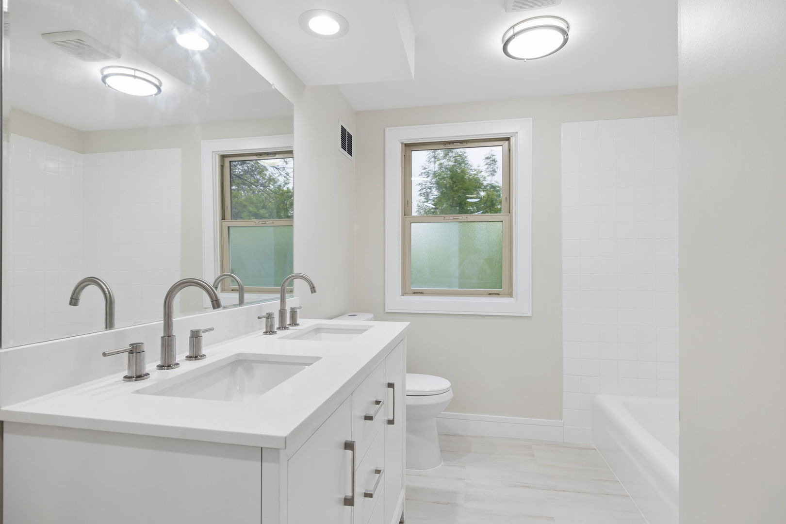 904 Iroquois Avenue Naperville IL 60563