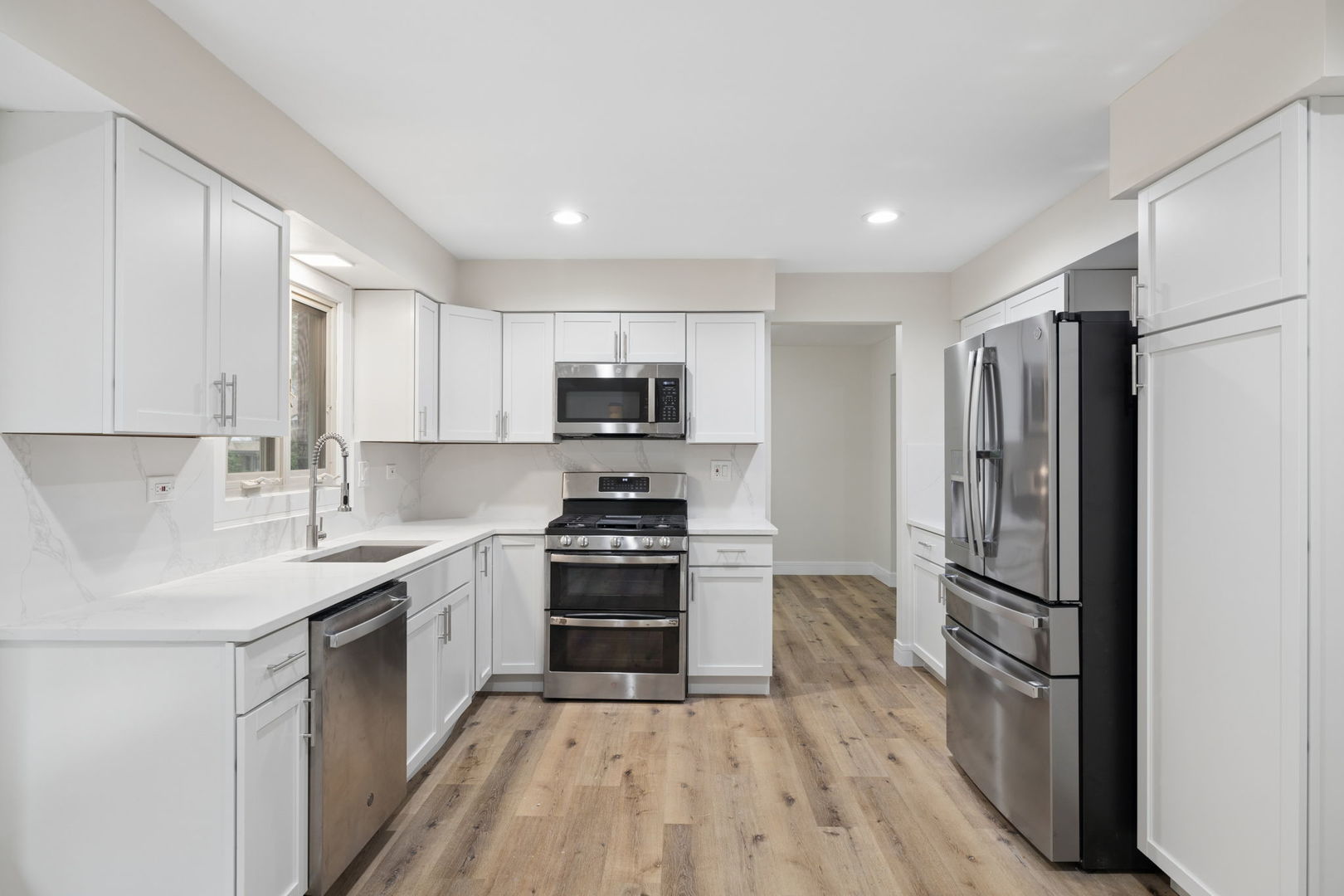 904 Iroquois Avenue Naperville IL 60563