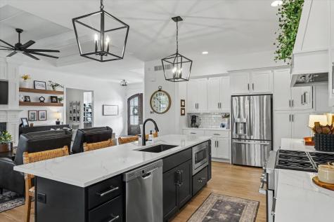 1309 Briarwood Lane Mahomet IL 61853