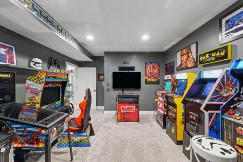 1309 Briarwood Lane Mahomet IL 61853