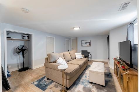 6358 South Keeler Avenue Chicago IL 60629