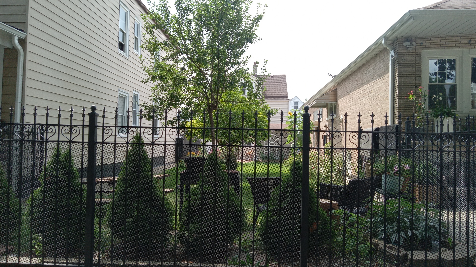 5142 South Campbell Avenue Chicago IL 60632