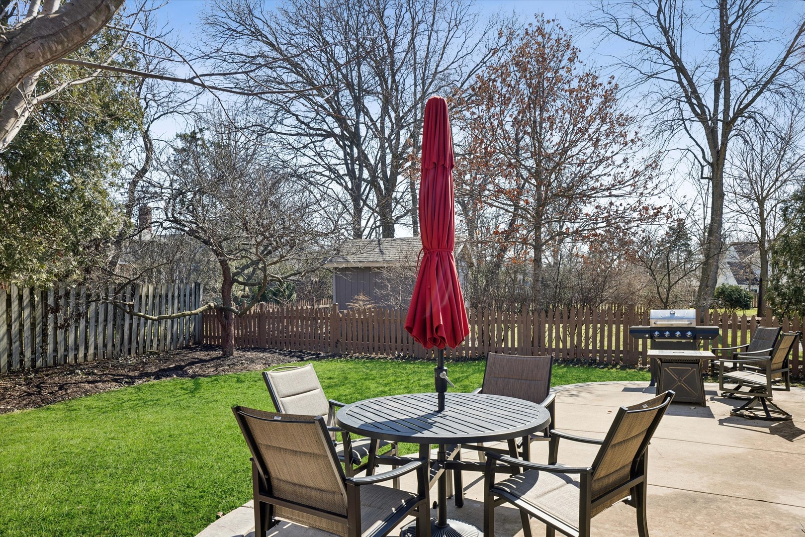 271 Sunset Avenue Glen Ellyn IL 60137