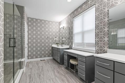 2832 Parkside Circle Glenview IL 60026