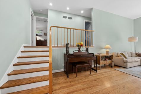 334 Southgate Drive Northbrook IL 60062