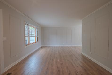 106 South Elroy Avenue Bartlett IL 60103