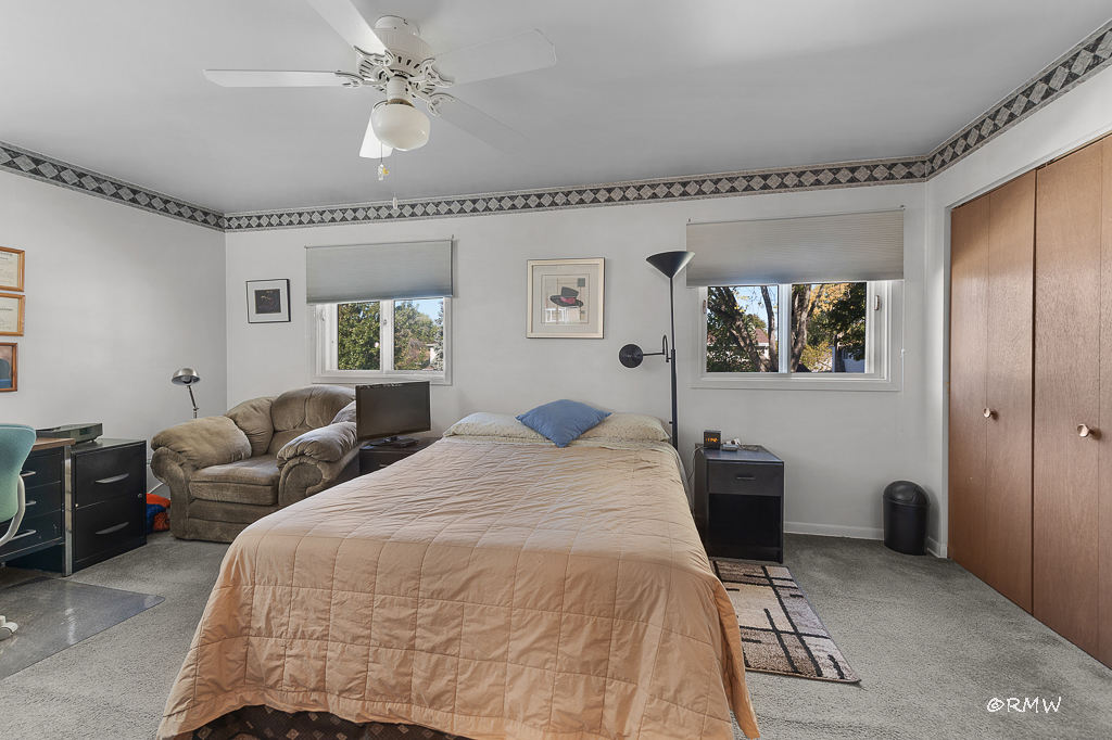 1155 West Westwood Trail Addison IL 60101