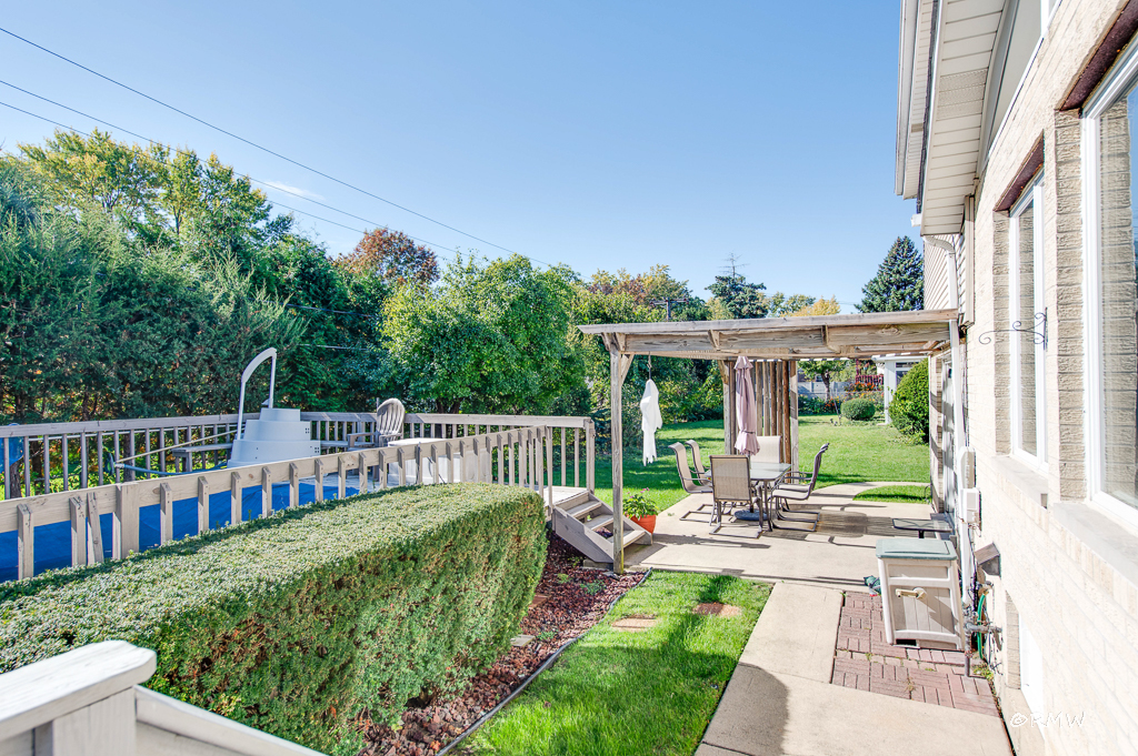 1155 West Westwood Trail Addison IL 60101