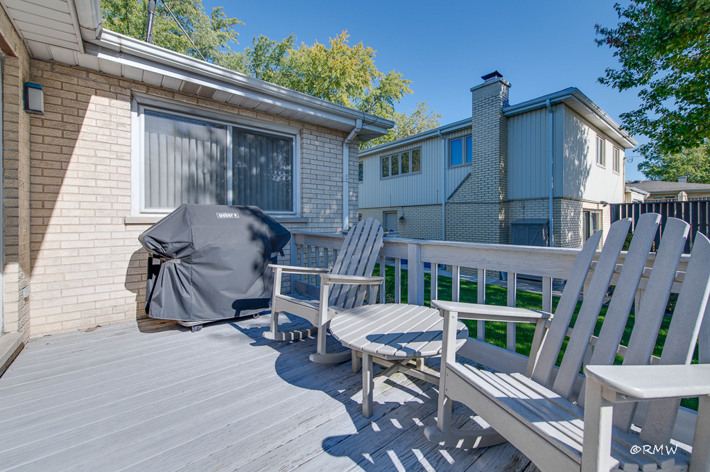 1155 West Westwood Trail Addison IL 60101