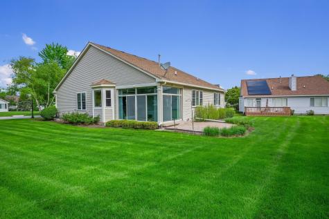 669 Saugatuk Circle S Romeoville IL 60446