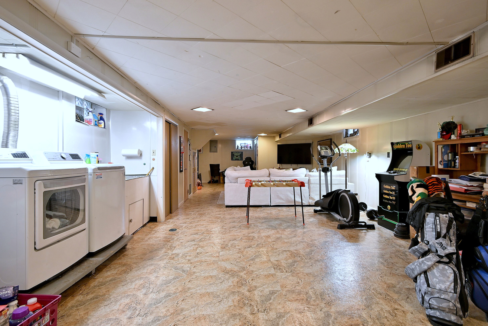 6524 North Oshkosh Avenue Chicago IL 60631