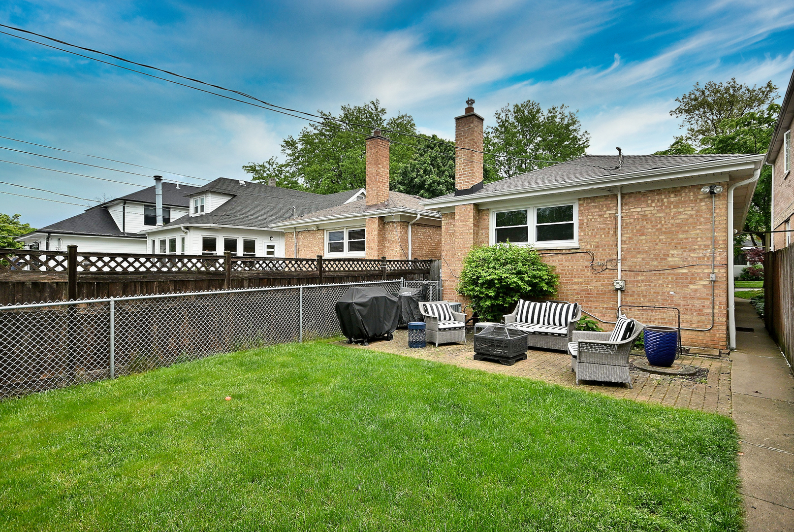 6524 North Oshkosh Avenue Chicago IL 60631