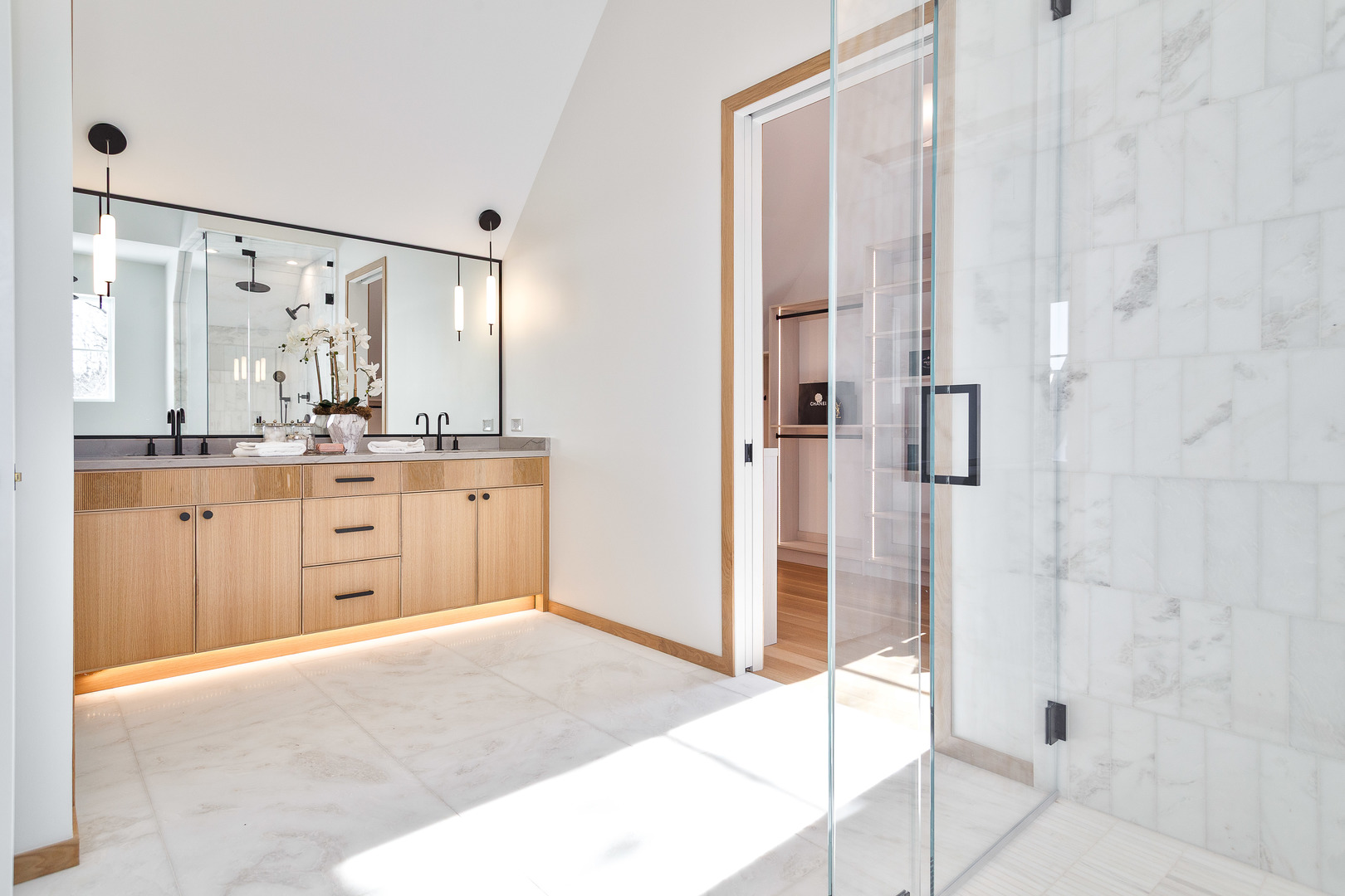 527 Kensington Court Hinsdale IL 60521