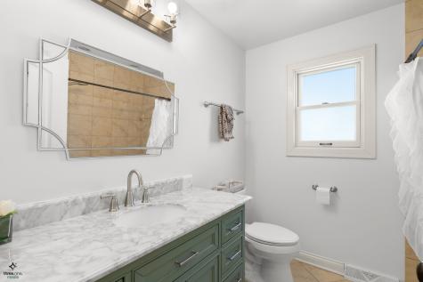 5229 Benton Avenue Downers Grove IL 60515