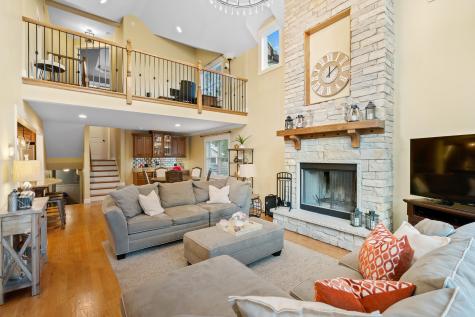 5229 Benton Avenue Downers Grove IL 60515