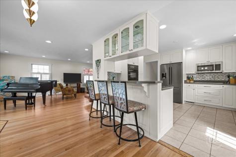 1419 East Forest Avenue Wheaton IL 60187