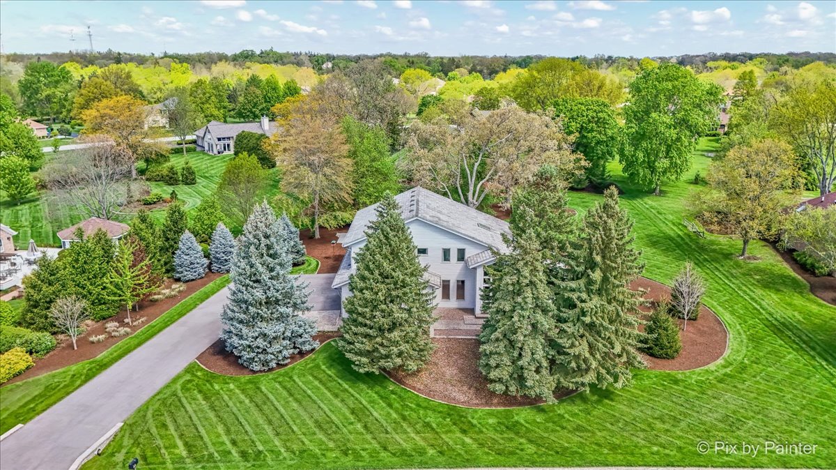28W300 Flanders Lane Winfield IL 60190
