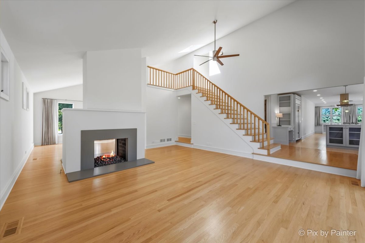 28W300 Flanders Lane Winfield IL 60190