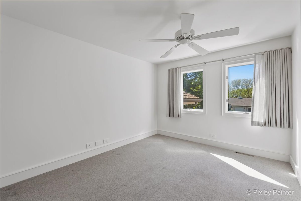 28W300 Flanders Lane Winfield IL 60190
