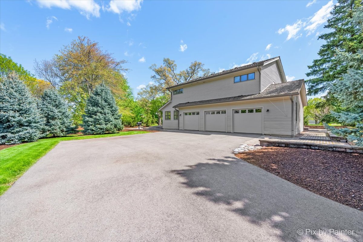 28W300 Flanders Lane Winfield IL 60190