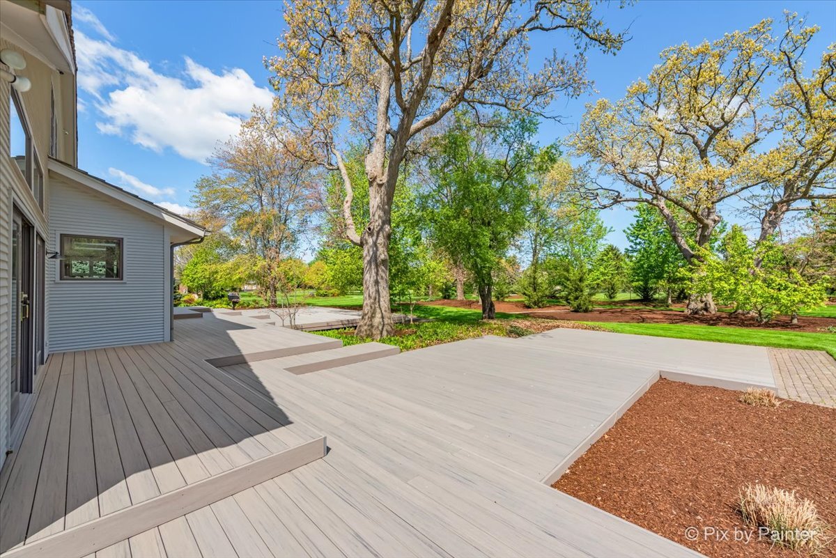 28W300 Flanders Lane Winfield IL 60190