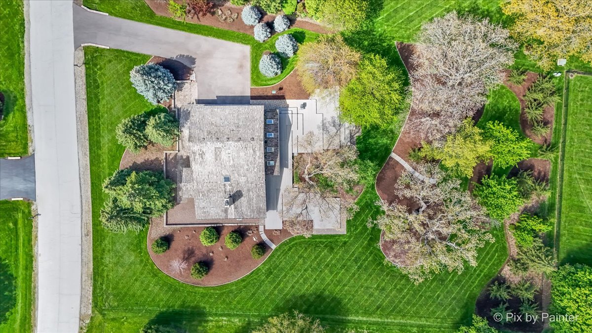 28W300 Flanders Lane Winfield IL 60190