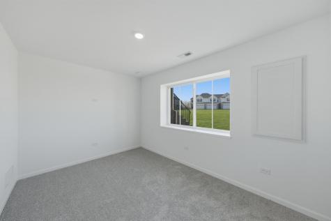 1254 Glenmont Street Algonquin IL 60102