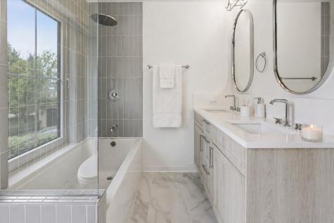 3031 Indianwood Road Wilmette IL 60091