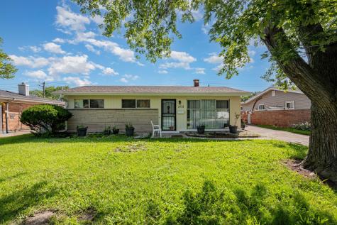 1433 Burnham Avenue Calumet City IL 60409