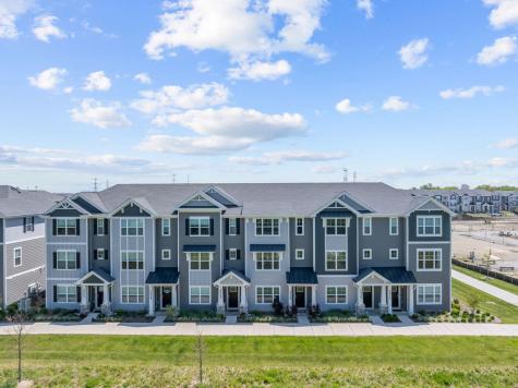 2031 Sequoia Avenue Mundelein IL 60060