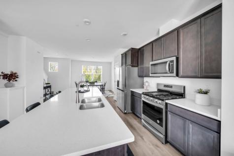 2031 Sequoia Avenue Mundelein IL 60060