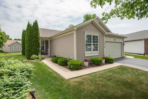 16601 Grandwood Lake Drive Crest Hill IL 60403
