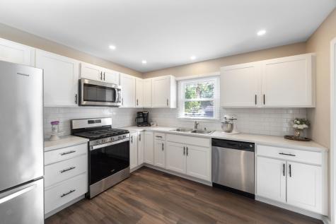 5113 West Dartmoor Drive Mchenry IL 60050