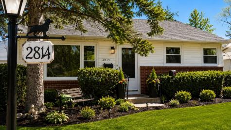 2814 Cardinal Drive Rolling Meadows IL 60008