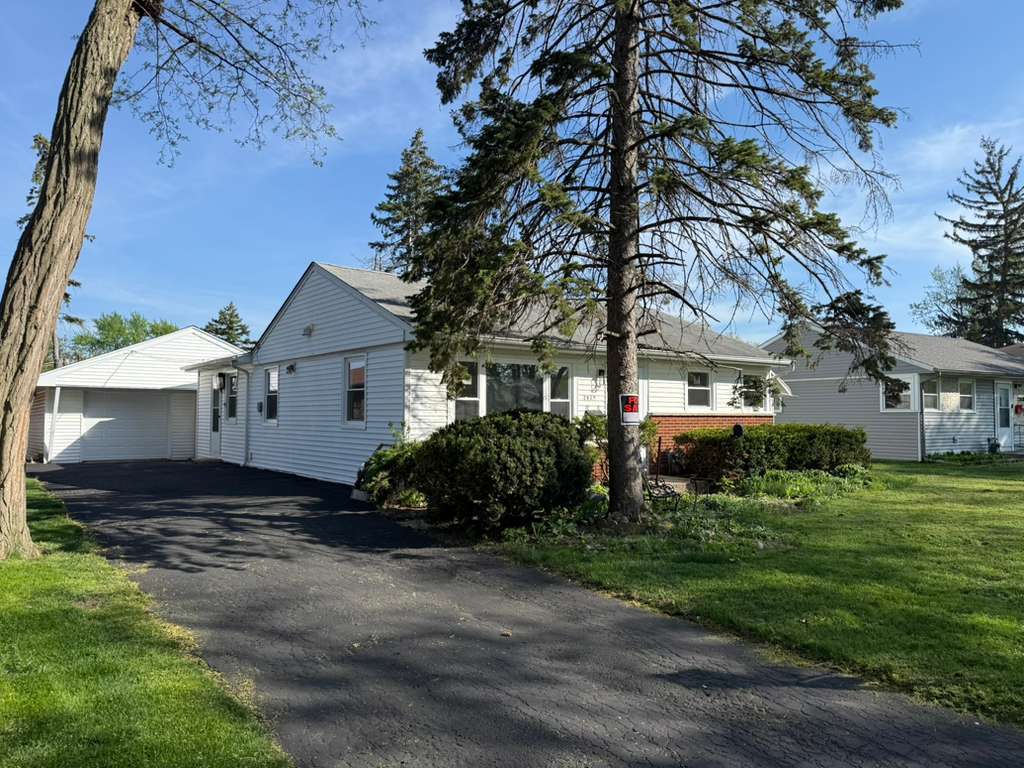 2814 Cardinal Drive Rolling Meadows IL 60008