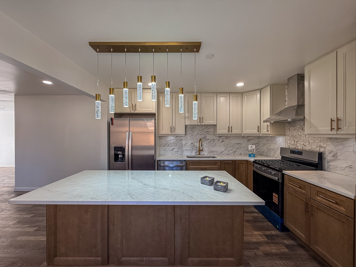 2814 Cardinal Drive Rolling Meadows IL 60008
