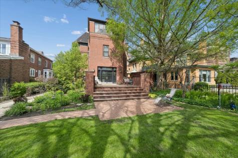 4923 South Greenwood Avenue Chicago IL 60615