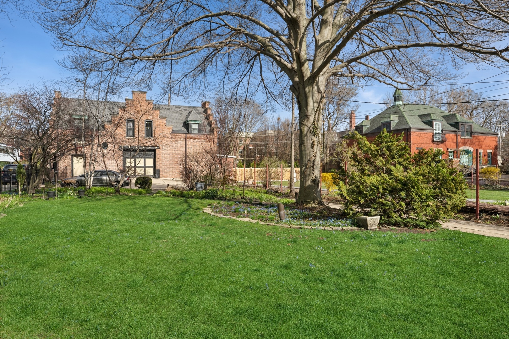 4923 South Greenwood Avenue Chicago IL 60615