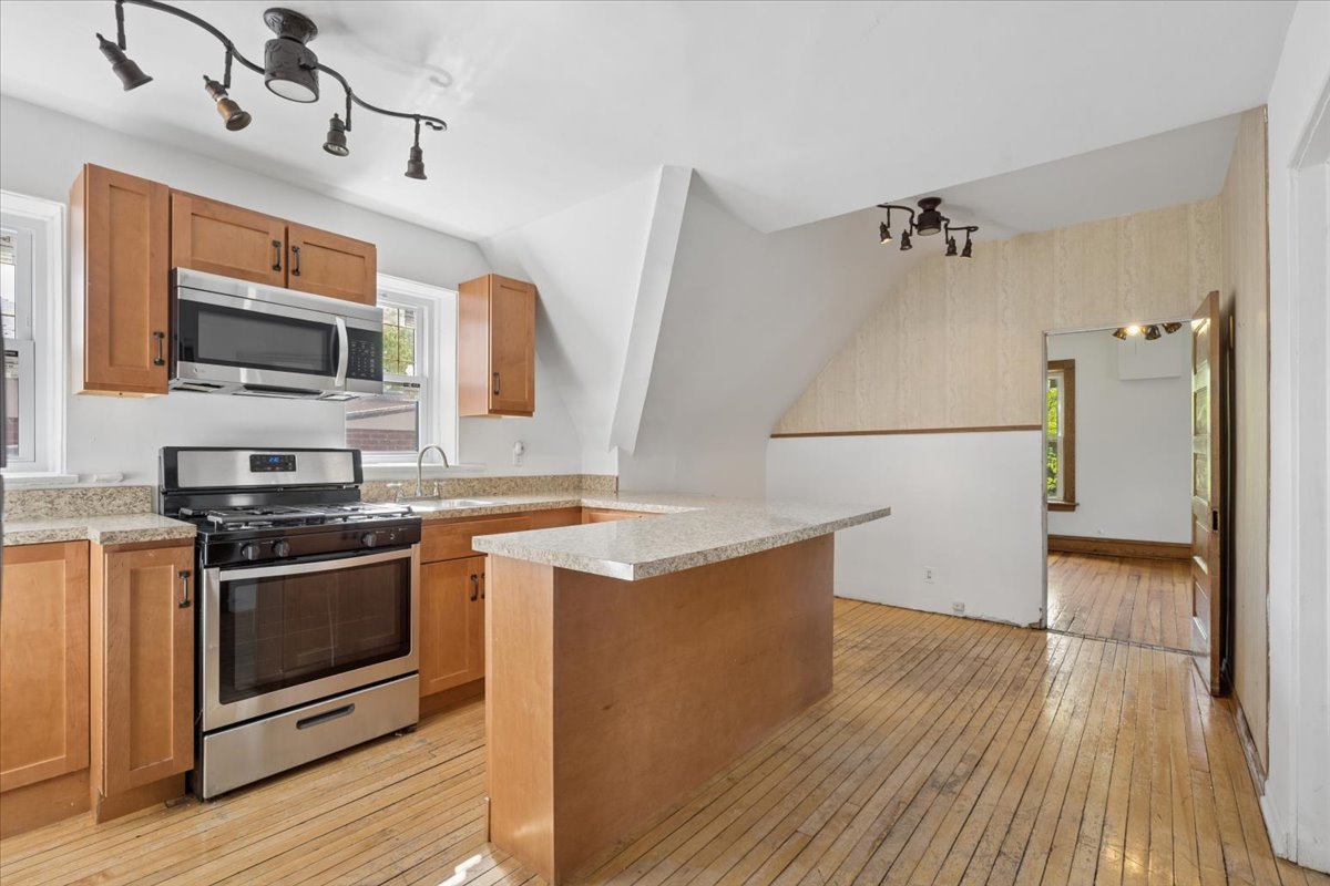 4923 South Greenwood Avenue Chicago IL 60615