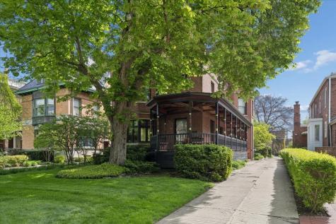 4923 South Greenwood Avenue Chicago IL 60615