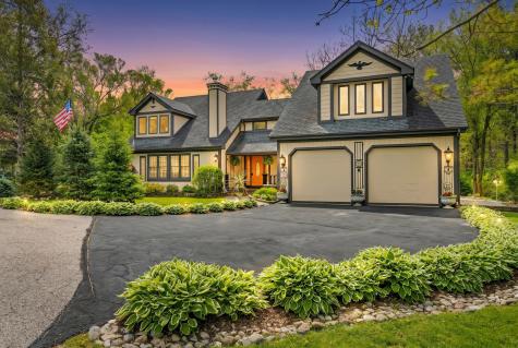 8019 Wonder View Drive Wonder Lake IL 60097