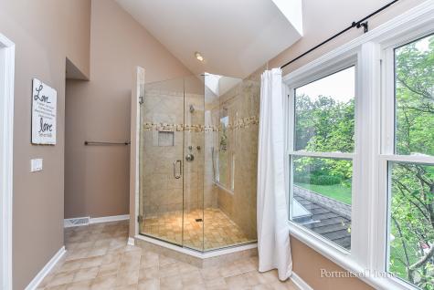 581 Tanager Lane West Chicago IL 60185