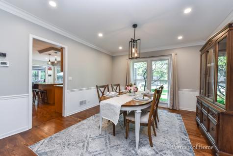 581 Tanager Lane West Chicago IL 60185